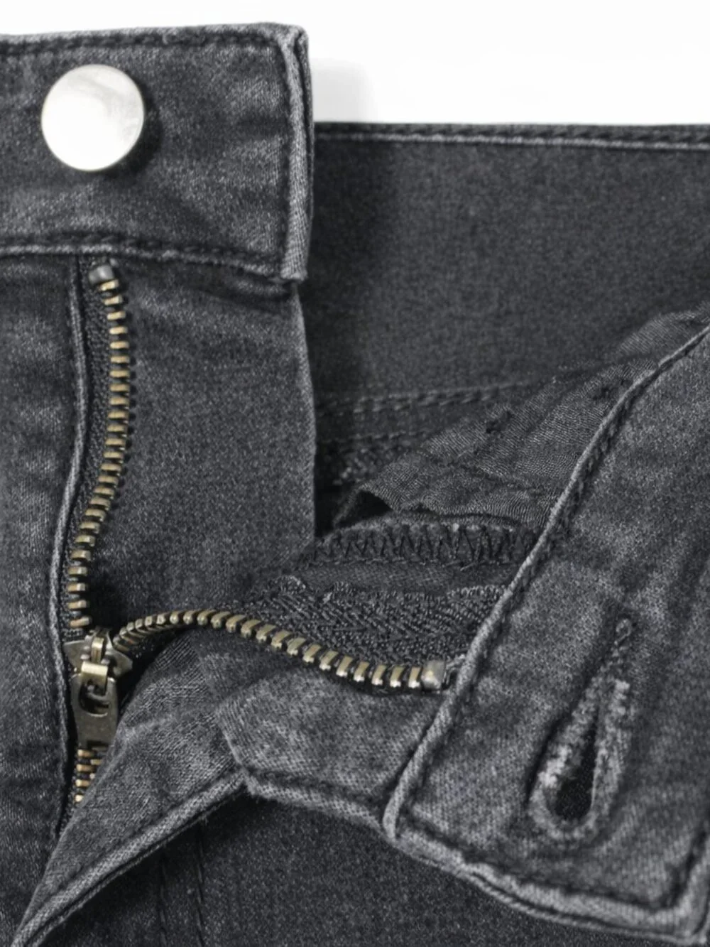 Forever 21 Womens Jeans 28x21 Black High Rise Straight Leg Raw Hem Ankle Jeans - Picture 4 of 5